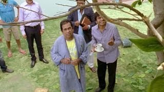 Attarintiki Daredi Comedy Scenes || Brahmanandam Hilarious Comedy ( Leaves Falling Down From Tree)
