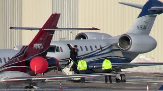 Cessna Citation X Arrives from San Francisco - JUST ONE GUY STEPS OUT AND HE'S ALREADY ON THE PHONE