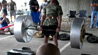 roots' 575lbs deadlift