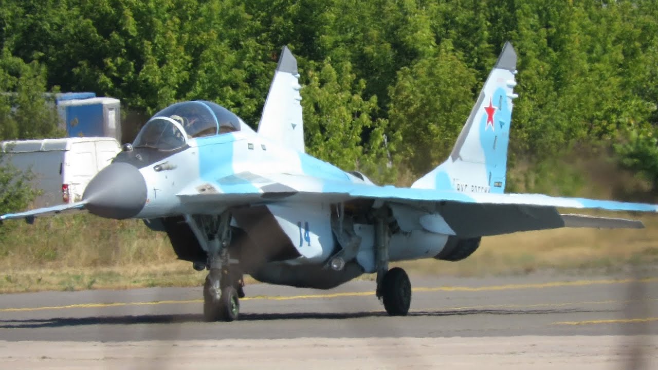 MiG-35 "Fulcrum" Multirole Light Fighter Takeoff And Aerobatics. - YouTube