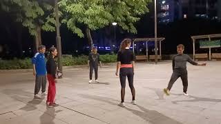 934 - 20230202O- 香港天水圍公園夜晚上踢毽子Hong Kong Tin Shui Wai park play shuttlecock kick jianzi exercise foot