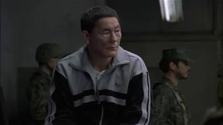 Kitano throws a knife - Battle Royale