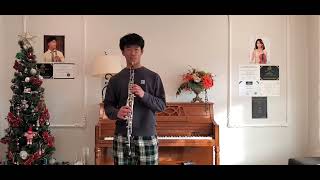 Playing the F Major Scale on English Horn - Eli Kim