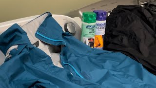 Re-Waterproof your Rain Coat | Nikwax TX DIRECT | Recondition your Hiking Gear