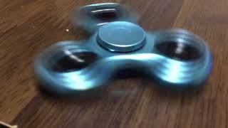 品切れ続出 ダイソーの ハンドスピナー 回転 ノーカット Fidget Spinner 100円ショップ