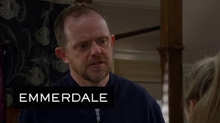 Emmerdale - Dan Breaks Down In Front of Amelia