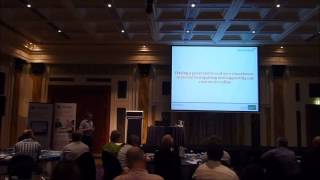 Perfecting the banking user experience - Simon Clarke, Suncorp