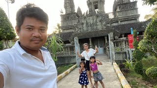 ដាក់ចំណីត្រី​ នៅវត្តកណ្តាល​ និងទស្សនា​ សំណង់បុរាណក្នុងវត្តដែលមានអាយុកាលរាប់រយឆ្នាំ​#entertainment