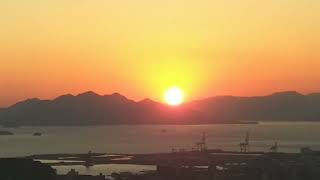 黄金山沈む夕陽