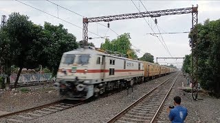 High Speed 03003 Howrah Azimganj Passenger Special shatters HMZ flat at MPS with HWH WAP 7 #37609!!