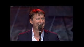 Ne znam što me tebi vuče - T. Bralić i klapa Intrade (Arena Pula)