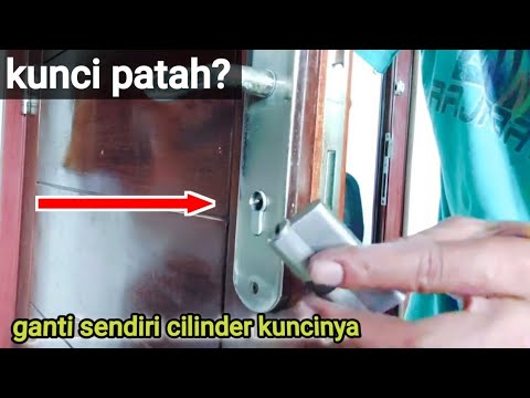 Cara Mengganti Kunci Pintu Rumah Yang Rusak - YouTube