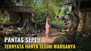 PANTAS SEPI❗ INILAH KAMPUNG TERPENCIL YANG SEPI BERADA DI TENGAH ALAS