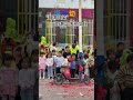 谷饶祭社队伍经过华光幼儿园，孩子们在老师的带领下，感受了这场壮观的民俗盛宴，这就是耳濡目染啊！ 传承 潮汕传统文化 奉敬宋朝大元帅 傳統文化