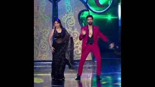 Madhuri Dixit & Tushar Kalia dance