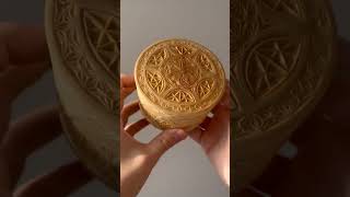 Zencarving - Round jewel box, chipcarving, basswood, wax #chipcarving #zencarving #hobby #jewel