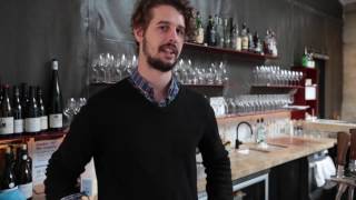 2016 Australian Latte Art Champion Ben Morrow demonstrates a thin rosetta