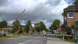 Spoorwegovergang Niebüll (D) // Railroad crossing // Bahnübergang