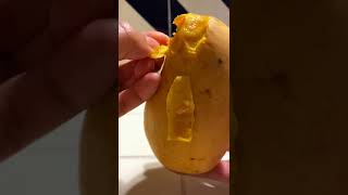 How to eat mango without a knife