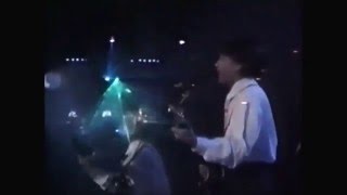 Beyond Wong Ka Kui - 午夜怨曲 (1989真的見証演唱會live)