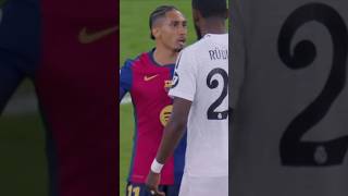 El gesto inesperado de Raphinha. #raphinha #barcelona #futbol #bolsa #mbappe #rudiger