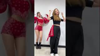 Lilisa Dance Challenge with Jisoo (lisa igtv)