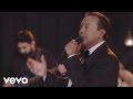 Carlos Cuevas - Ojos Café