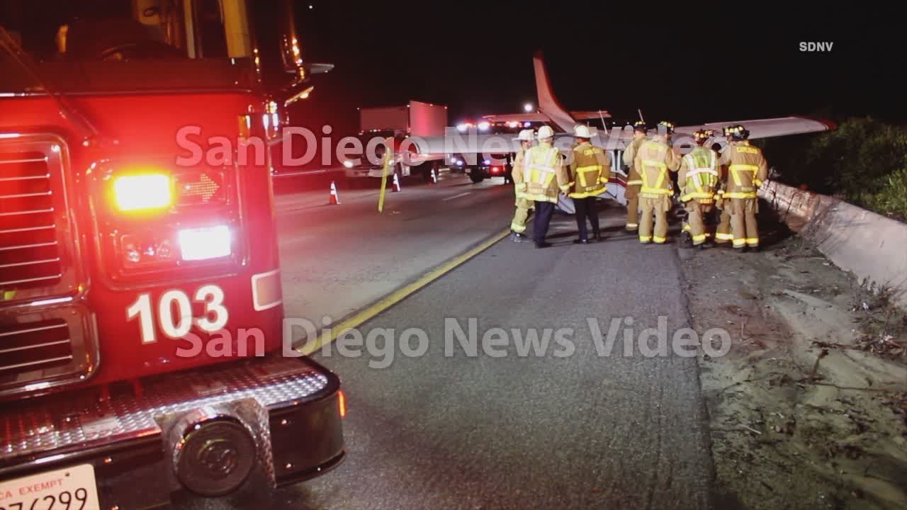 Small Airplane Makes Emergency Landing On Interstate 5 (N182EF) - YouTube