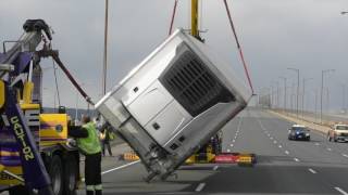 Skyway Tractor Trailer Rollover Burlignton