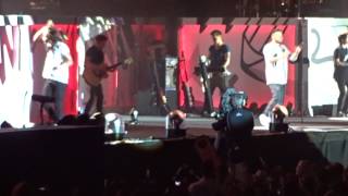 One Direction OTRA San Diego - Through the Dark - Best part, HEY