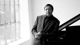 Mozart - Piano Concerto No. 3 in D major, K. 40 (Murray Perahia)