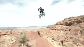 Increible Maniobra en Red Bull Rampage 2016