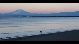 ２０２２年１２月１２日（月）江ノ島～鵠沼海岸～富士山：晴れてます。風は弱めで波はすねくらい。