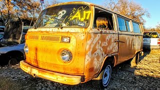 1979 Volkswagen Bus Junkyard Find