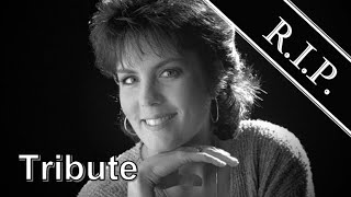Holly Dunn ● A Simple Tribute Holly Dunn ● A Simple Tribute