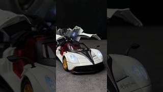 Fabulous opening Pagani Huayra