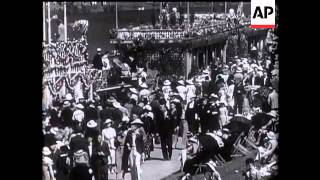 Henley-on-Yarra's Sunshine Regatta.