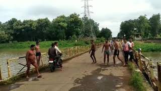 Swimming in Wainganga river bhandara 1