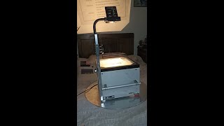 A Vista Varia old school overhead projector