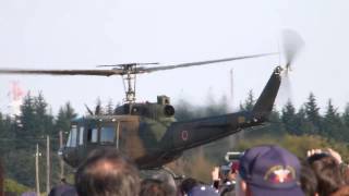 ＵＨ－１輸送ヘリ。入間基地航空祭2012