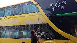 Cara Cuci Bus Dua Tingkat Termahal Di Malaysia