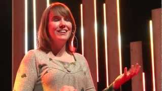 The danger of mixing up causality and correlation: Ionica Smeets at TEDxDelft