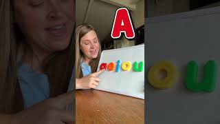 Learn to Read 📚🎶VOWEL SONG for KIDS #kidslearning #kidsongs
