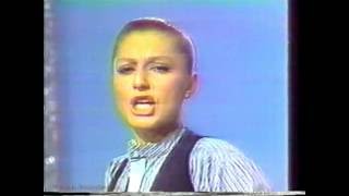 Googoosh - Parandeh گوگوش - پرنده