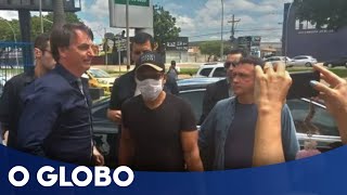 Bolsonaro desrespeita isolamento por coronavírus e sai às ruas de Brasília