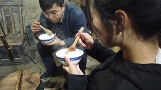 过年大鱼大肉吃多了？那就学着一份皮蛋瘦肉粥吧，好吃又养胃