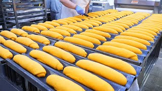 30-year-old Bakery with 330 Types! Cheese Baguette, White Roll - Korean Street Food [ASMR]