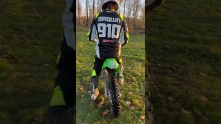 Warming Up a New Kawasaki KX112 2-Stroke!