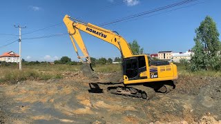 Excavator Komatsu pc 210 digging Mud អេស្កាវ៉ាទ័រកាយស្ដាភក់