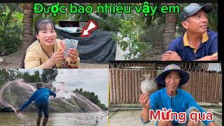 Hai vợ chồng đi chài trên sông chúng đậm tôm sú, tôm thẻ và cá nâu, cuộc sống mưu sinh ( CHCM )